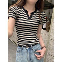 American Retro Red And White Striped Off-Shoulder Short Sleeve T-Shirt