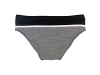 Fashion Elastic Youth Swimming Trunks On The Beach