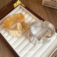 Wide Irregular Versatile Niche And Bold-designed Bracelet