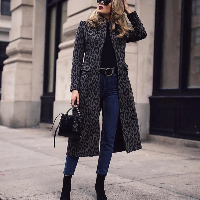 Coat Mid-length Black With A Turn-down Collar Leopard Print Top