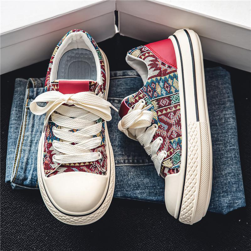 Casual Graffiti Embroidered Canvas Shoes