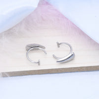 Stainless Steel Polished Wolf Tooth Shape Lip Trim Ornament