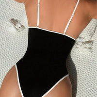 Womens Form-fitting One-piece Swimsuit With Floral Detailing