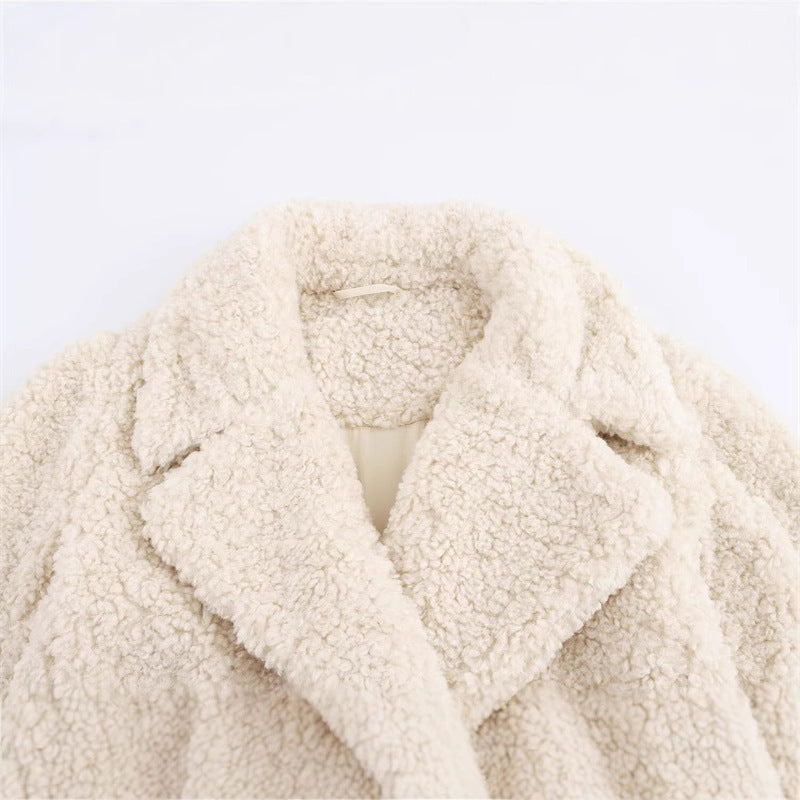 Women's Fashion Temperament Artificial Fur Effect Short