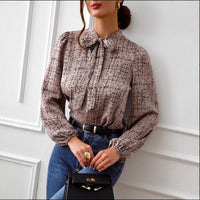 Casual And Stylish Womens Printed V-neck Long-sleeve Shirt
