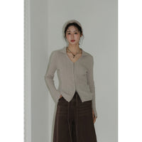 V-neck Zippered Slim-fit Figure-flattering Womens Knitted Shirt