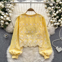 Hollow-out Slim-fit Short Age-reducing Puff Sleeve Top