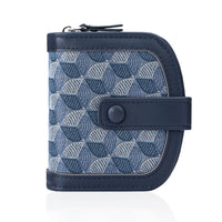 This Light-luxury Wallet Features A Meticulously Crafted Design