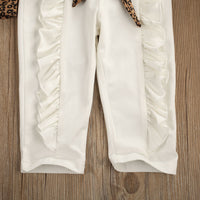 Print top + solid pants