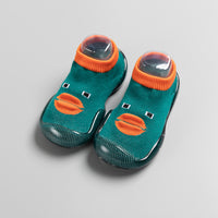 Non-slip knitted toddler shoes