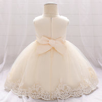 Baby girl one year old net yarn princess dress