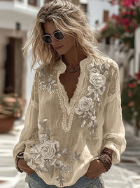Womens Loose-fitting Plus-size V-neck Top With A Printed Design