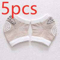 Children's dispensing anti-skid knee pads