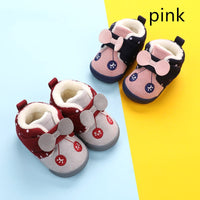 Female baby plus velvet shoes