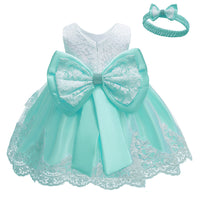 Bow hair with a fluffy skirt
