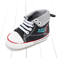 Cuffed striped baby shoes