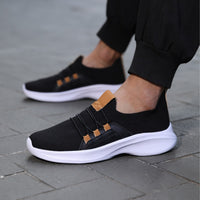 Mesh Surface Student Travel Shoes Flyknit Comfortable Lightweight Soft Sole