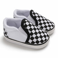 Spring and autumn new 0-1 years old baby shoes soft bottom set foot lattice toddler shoes