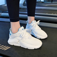 Mesh breathable couple sneakers