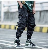 Multi-pocket pants
