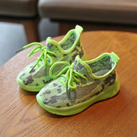 Children's running shoes