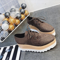 Thick-soled platform shoes