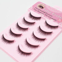 Naturally cross five pairs of false eyelashes