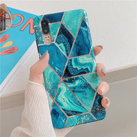 Electroplating geometric phone case