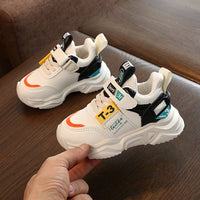 Children's running shoes