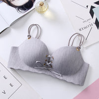 Ladies bra without rims