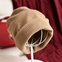 Simple solid color knitted hat