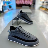 Spring And Autumn Fashion Casual Lazy Embossed Stitching Slip-on Student Casual Shoes Men