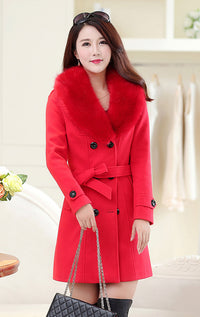 Large fur collar woolen coat