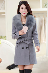 Large fur collar woolen coat