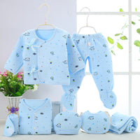 Seven-piece quilted warmth for spring and autumn newborns