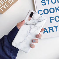 Gradient frosted coral marble phone case