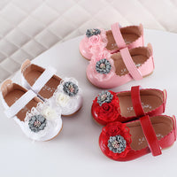 Soft sole baby shoes