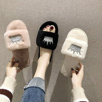 Slip on slippers for women with soft bottom in autumn