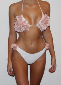 Europe and America sexy beach beach three-dimensional flower hanging neck two-piece bikini
