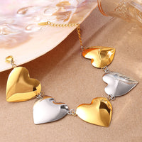 European And American Fashion Light Luxury Contrast Color Heart Bracelet, Non-Fading, Versatile Eye-Catching Hand Jewelry For Women