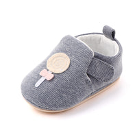 Anti Slip Cartoon Fashionable Baby Rubber Soled Shoes
