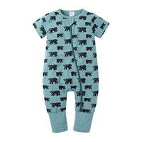 0-2 Year Old Newborns Go Out To Climb Clothes