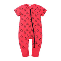 0-2 Year Old Newborns Go Out To Climb Clothes