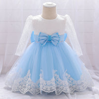 Long-Sleeved Lace Stitching And Washing Gown
