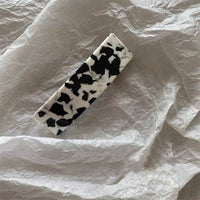 Chaifu Studio F63 INS Cold Wind Retro Temperament Cow Color Black And White Acetate Hairpin Clip