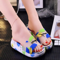 Women S New Family Slippers Slippers With Thick Soles For Outdoor Use