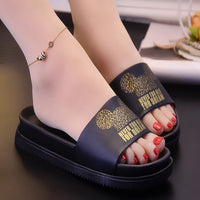 Women S New Family Slippers Slippers With Thick Soles For Outdoor Use