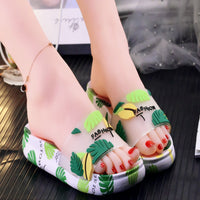 Women S New Family Slippers Slippers With Thick Soles For Outdoor Use