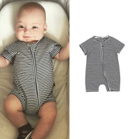Kids Tales Summer Short-Sleeved One-Piece Baby Cotton Romper Baby Outing Clothes Romper Pattern Mixed Batch