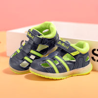 Boys And Girls Shoes Baotou Fashion Trend Comfortable Lights Casual Baby Shoes